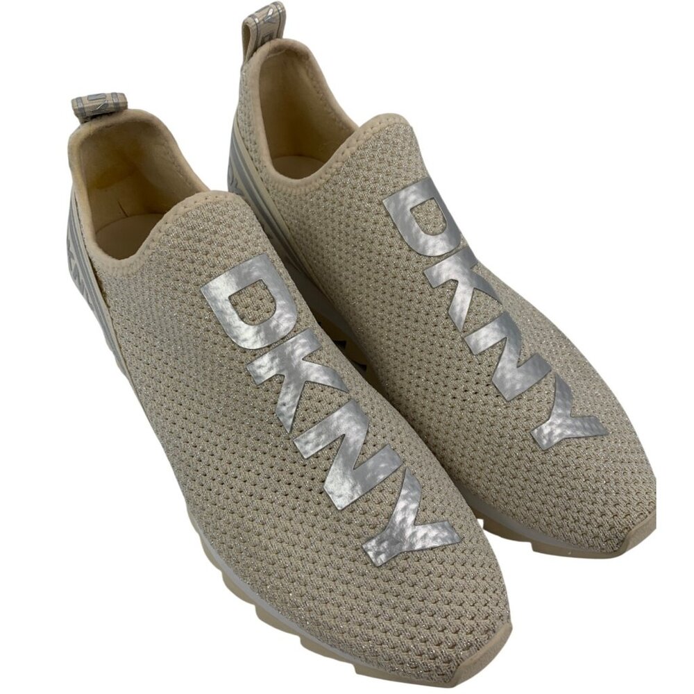 DKNY Womens Beige Slip-On Sneakers With Metallic Logo Textured Knit US 8.5 M
